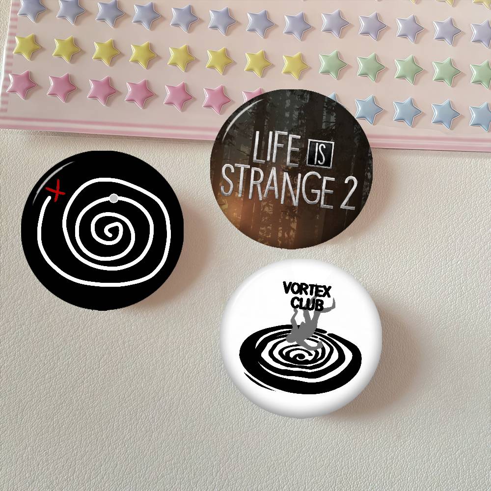 Broche Anime Faite à la Main,  - Japan Lifestyle avis et prix