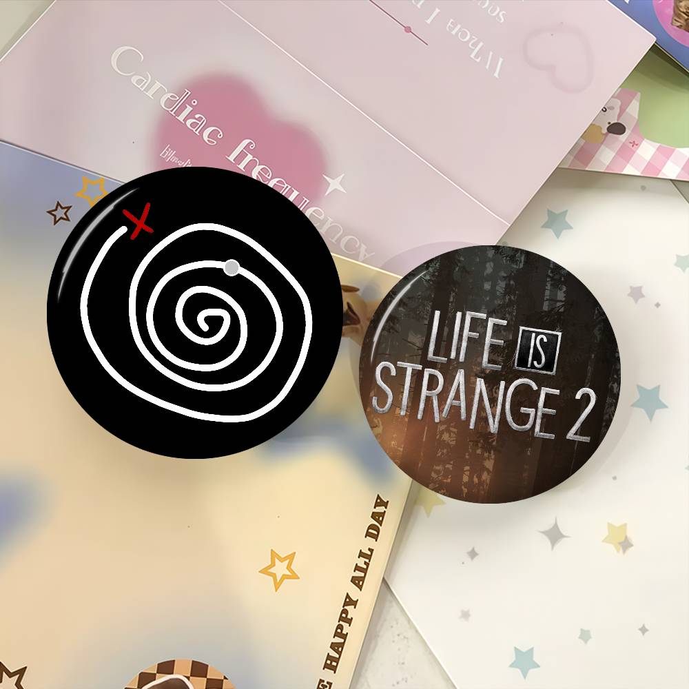 Broche Anime Faite à la Main,  - Japan Lifestyle avis et prix